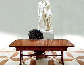 Schreibtisch mit Schubladen Balbianello, Mascheroni
