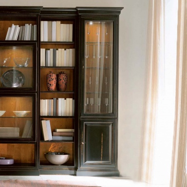 Bücherregal