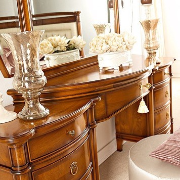 Schlafzimmer (für das Schlafzimmer eingerichtet) Carlotta