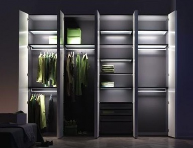 Kleiderschrank S 07, Interluebke (Deutsche Kleiderablagen)
