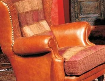 Sessel mit hoher Rückenlehne auf einem Rahmen aus massiver Pappel und Fichtenholz gepolstert Leder und Gewebe Bergere 1, Mantellassi