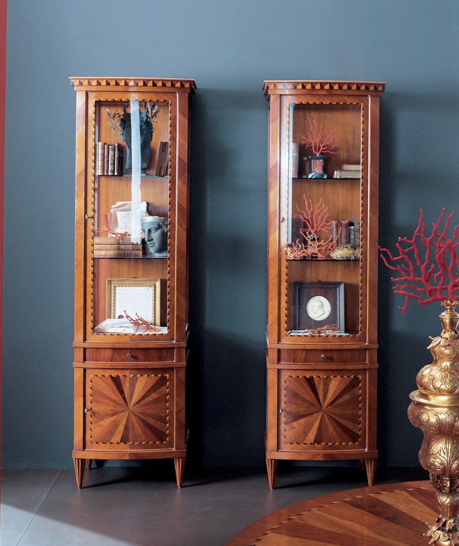 Vitrine mit Intarsien aus Nussbaum E1311, Annibale Colombo