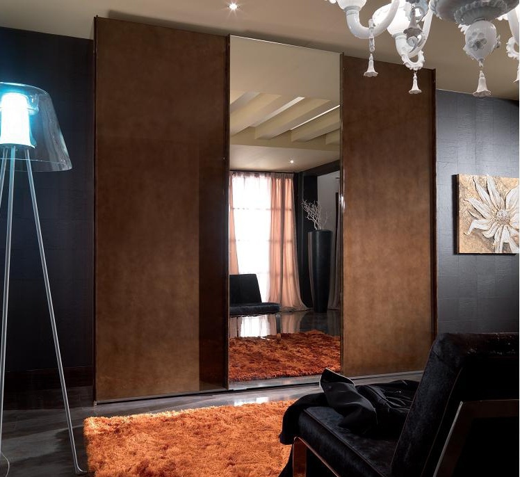 Schrank, Turri