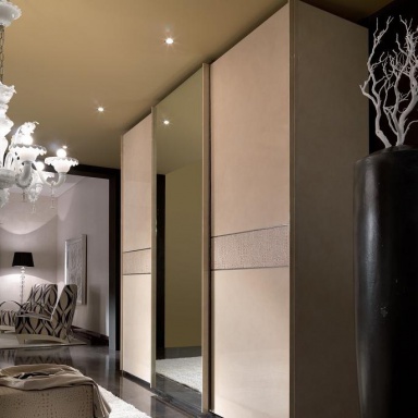 Schrank Turri