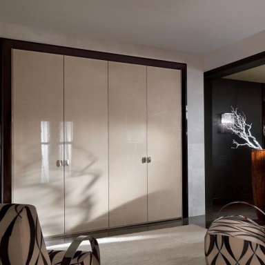 Schrank Turri