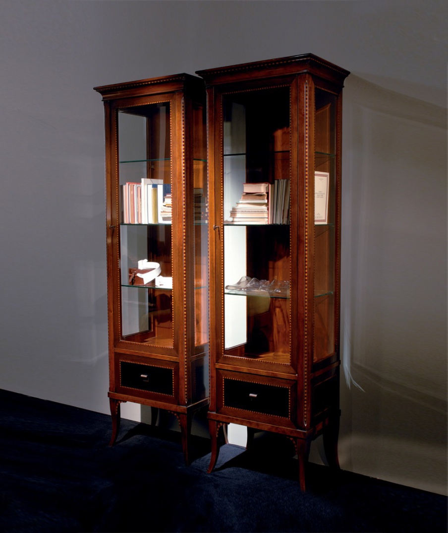 Vitrine mit einer Tür aus Kirschen E1363, Annibale Colombo