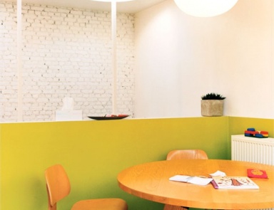 Stuhl DCW, Vitra