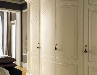 Kleiderschrank, Cenedese