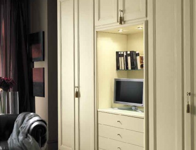 Kleiderschrank, Cenedese