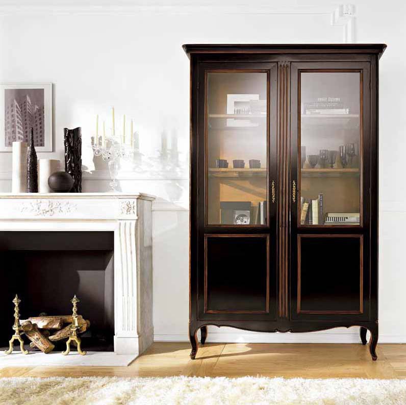 Schrank-Vitrine, Flai