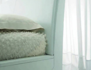 Doppelbett mit hohem Kopfteil c, Prealpi
