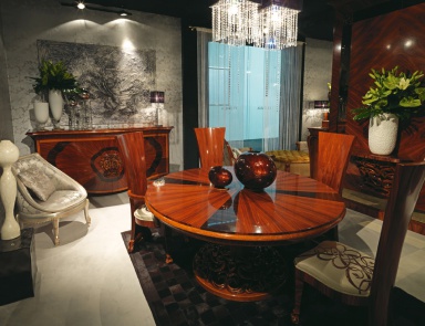 Die Garnitur für das Esszimmer Peonia, Tisch, Stuhl, C. L. Italia