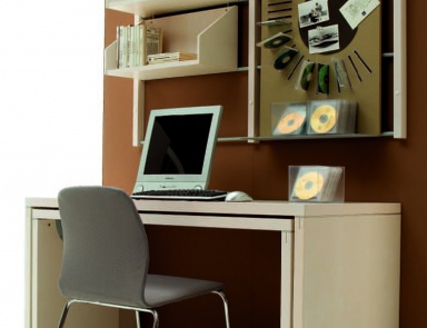 Headsets für das Zimmer eines Teenagers aus Holz, Metall und Kunststoff, Di Liddo & Perego