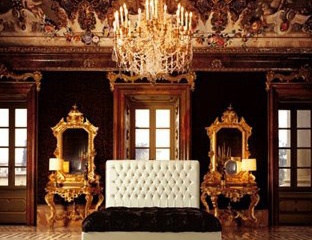 Schlafzimmer (für das Schlafzimmer eingerichtet) Marcheroni, Charme