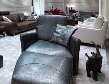 Sessel mit Hocker für die Füße, Brianform