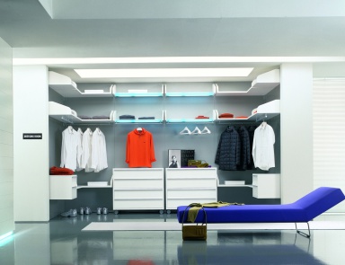 Garderobe, Move
