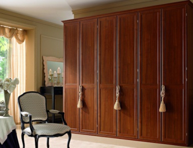 Kleiderschrank, San Michele
