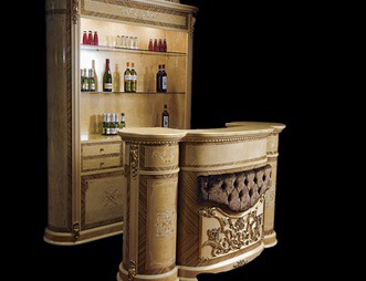 Stehtisch aus Holz, Socci Anchise