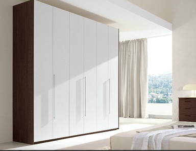 Kleiderschrank, Santa Lucia