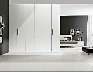 Kleiderschrank, Santa Lucia