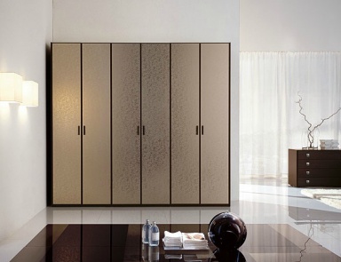 Kleiderschrank, Santa Lucia