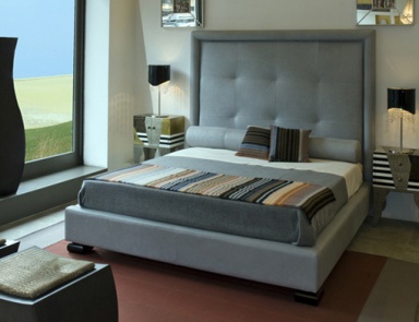 Doppelbett mit hohem Kopfteil, Wama