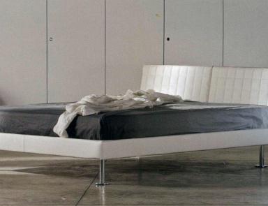 Doppelbett mit gepolstertem Kopfteil, Royal - Voltan