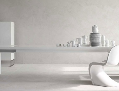 Der Tisch mittglich, Olivieri