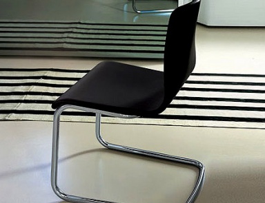 Stuhl in Leder-Polsterung, Calligaris