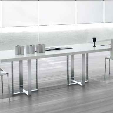 Tisch Big Table