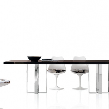Tisch Big Table