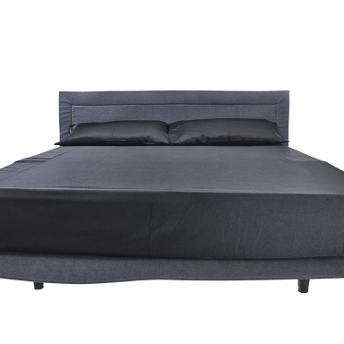 Bett Stiletto
