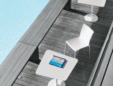 Tisch mit Basis aus Stahl, silestone-Platte oder MDF-Pub, Alivar