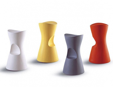 Hocker auf einem Rahmen aus Polyethylen Skoop, Bonaldo
