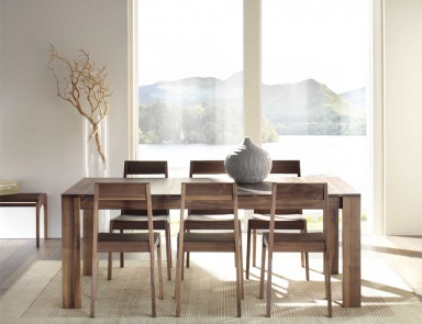 Esstisch mit Gehäuse aus massivem Holz von Arte Brotto