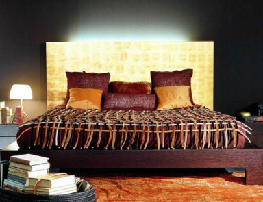 Doppelbett Asia, Besana