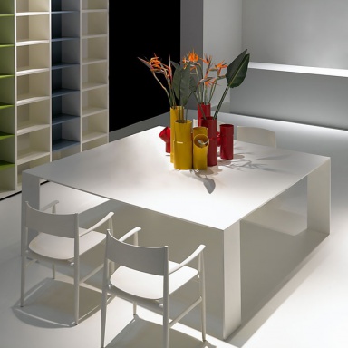 Der Tisch Metallico