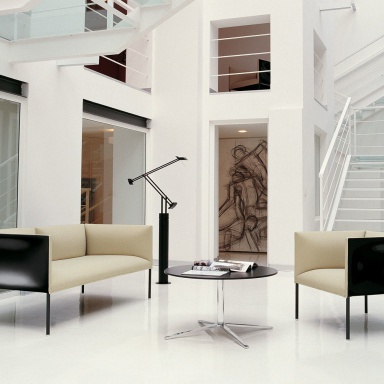 Sofa Hollow