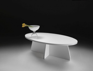 Tisch Couchtisch Oval, Klab Brief Design
