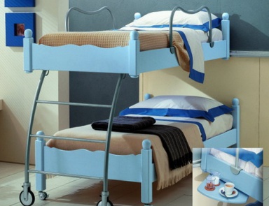 Etagenbett mit Leiter, De Baggis