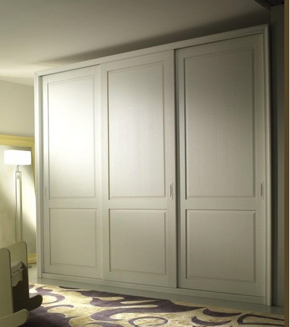 Kleiderschrank, De Baggis