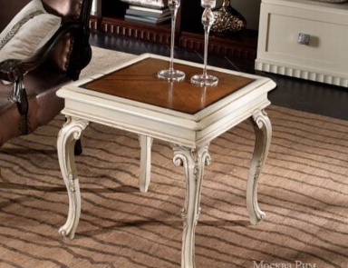 Couchtisch mit Gehäuse aus Massivholz Arte Brotto