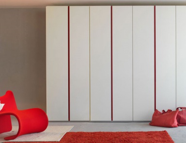 Kleiderschrank, Olivieri