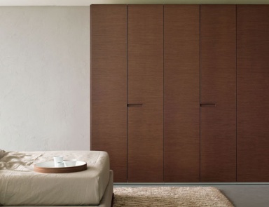 Kleiderschrank, Olivieri