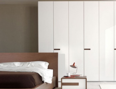 Kleiderschrank, Olivieri
