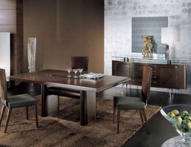Die Garnitur für das Esszimmer in der Textil-Polsterung, Giorgio Collection