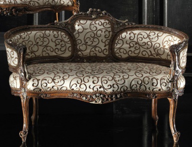 Halbrunde Sofa auf hohen Beinen, Vittorio Grifoni