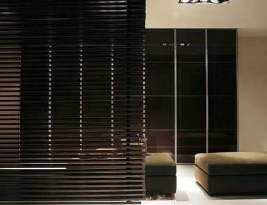 Kleiderschrank, Fimes