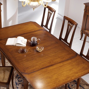 Esszimmer (Garnitur für das Esszimmer)