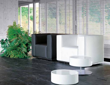 Stuhl mit Armlehnen 180 BLOX, Cassina